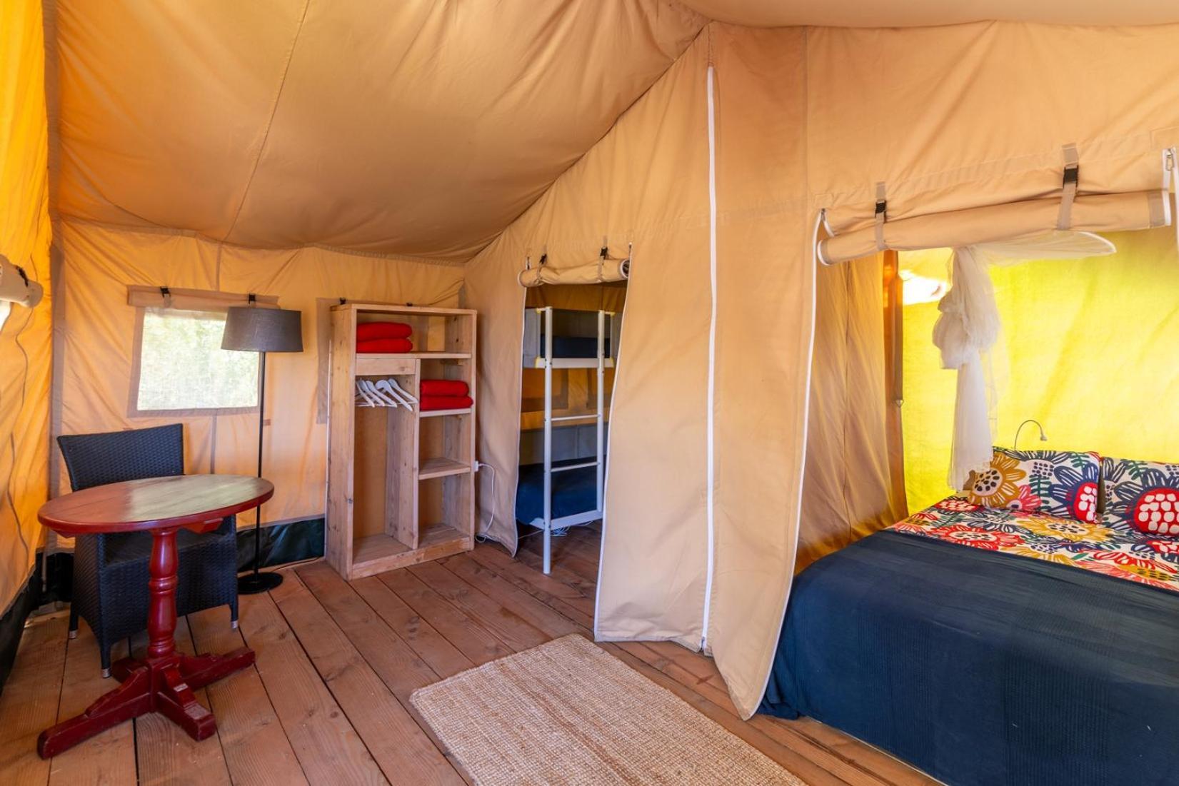 Campo Agave Luxury Tents Sayalonga Szoba fotó
